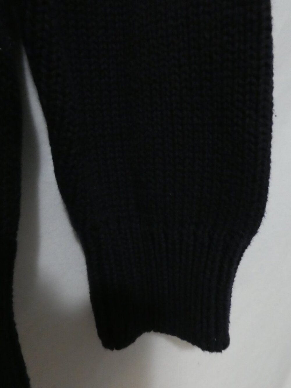 Vintage TABI INTERNATIONAL Equestrian Horse Crest Knit Sweater Navy - Size XL - Picture 16 of 16